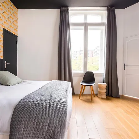 Au Qui Dort - Gounod Apartment *