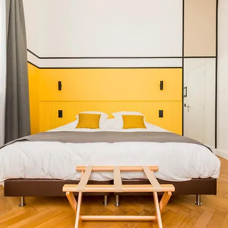 Apartment Au Qui Dort - Gounod *
